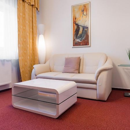 Hotel Schwarz Nové Hamry Buitenkant foto
