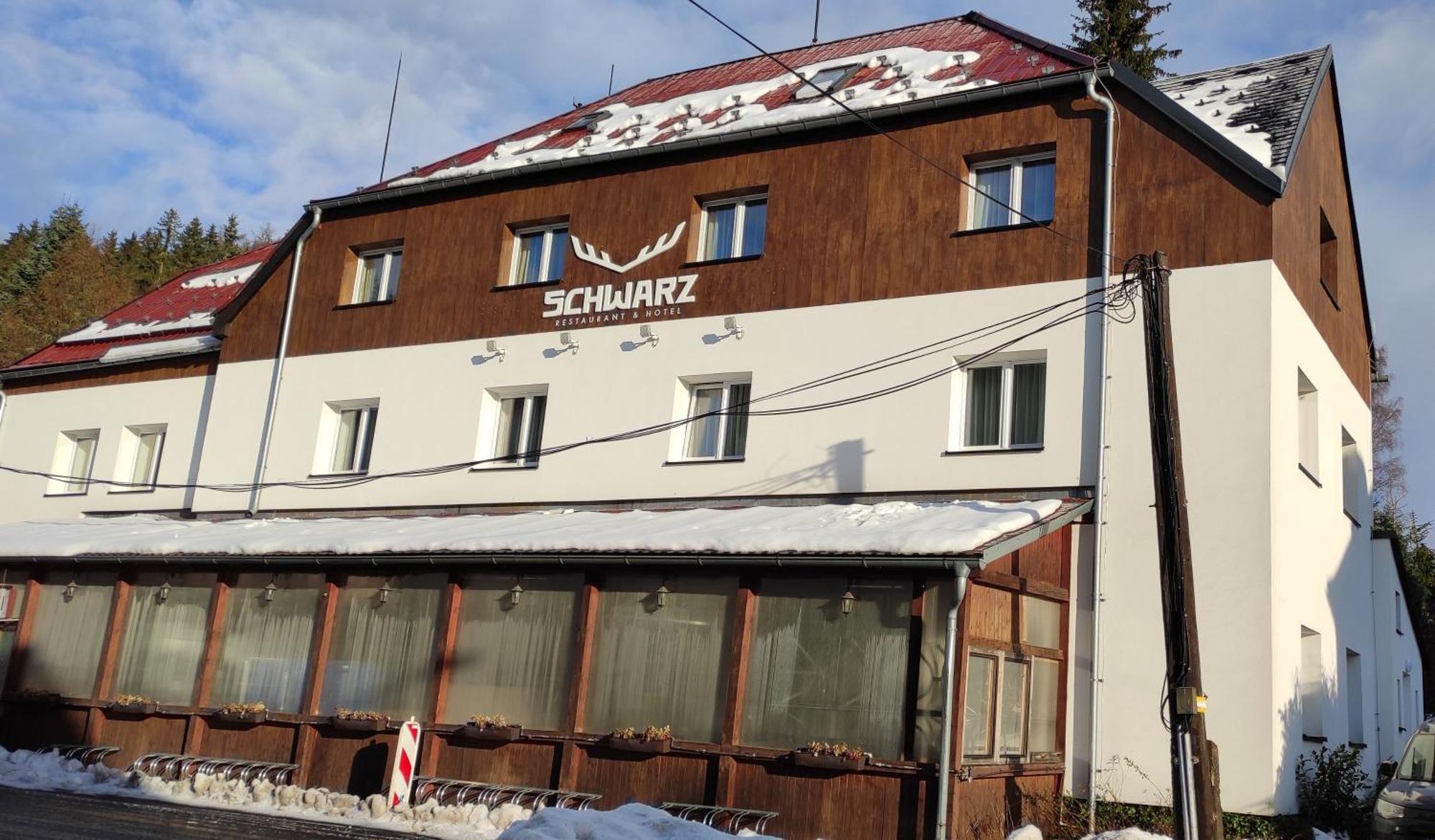 Hotel Schwarz Nové Hamry Buitenkant foto
